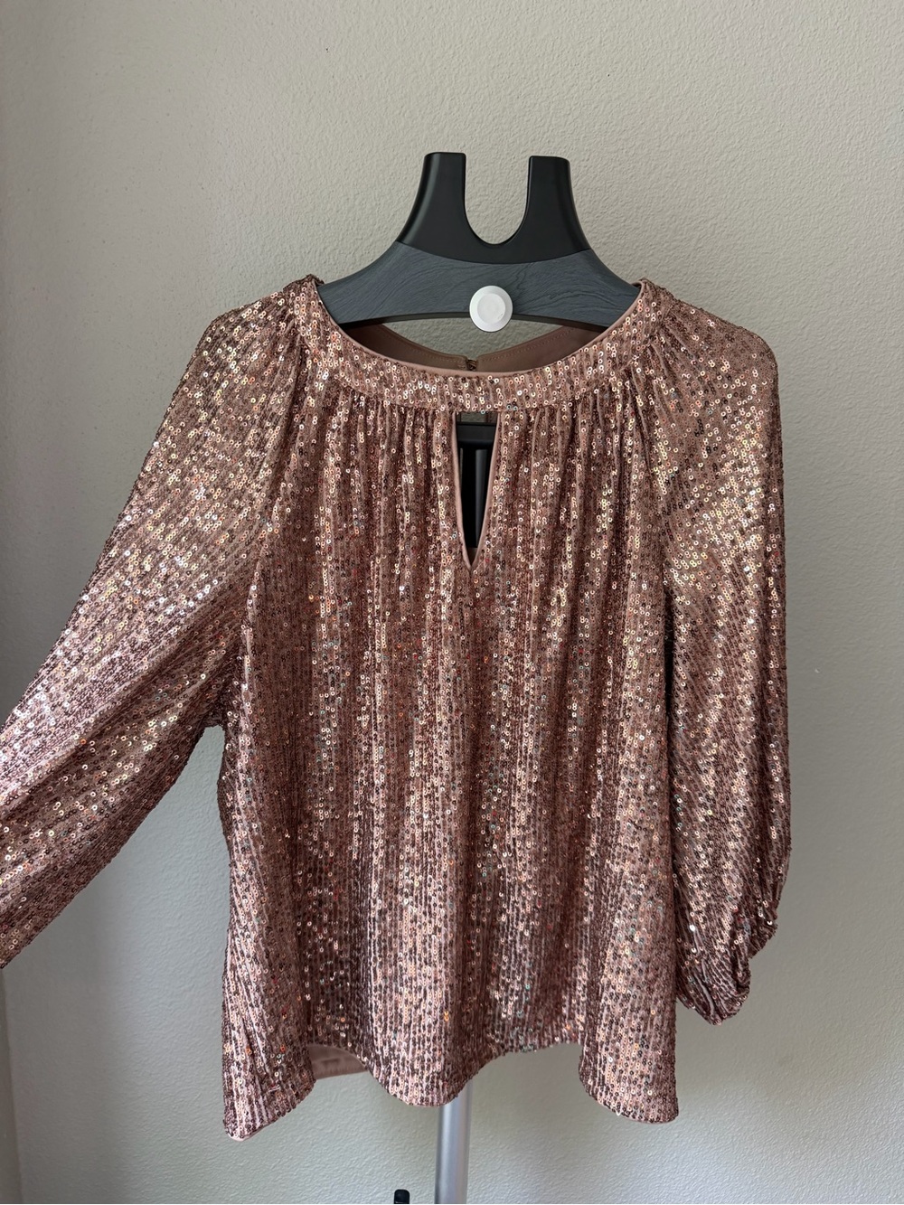 Vince Camuto Rose Gold Sequin Blouson Sleeve Top